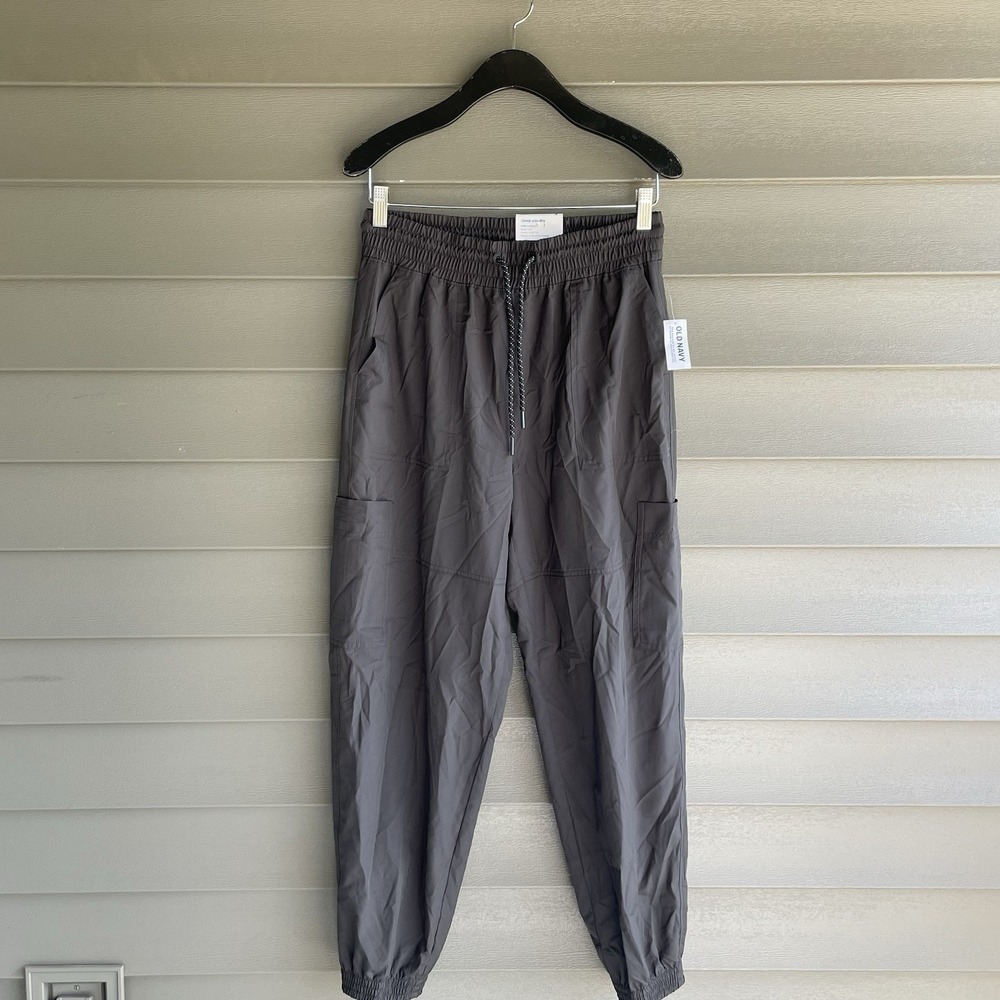 Old Navy StretchTech Quick Dry Cargo Jogger Pants Women's Small NWT